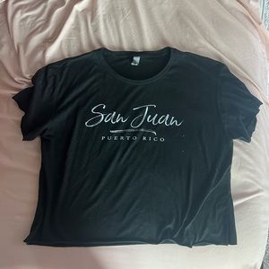 New only wore once - San Juan, Puerto Rico crop top